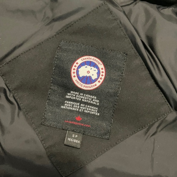 Canada Goose Parka/Coat size S/P - Picture 2 of 4